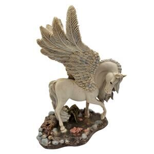 Fables Pegasus Unicorn Figurine Limited Edition Holland Studio Serene